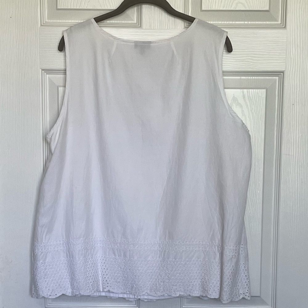 Talbots White Sleeveless Shell with Eyelet Detail- Size 2x - Picture 2 of 5
